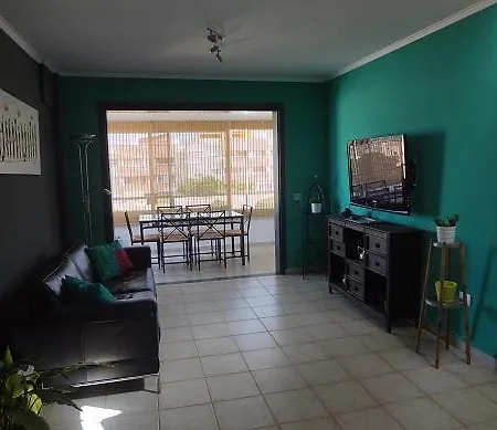 Apartamento La Pineda Apartment